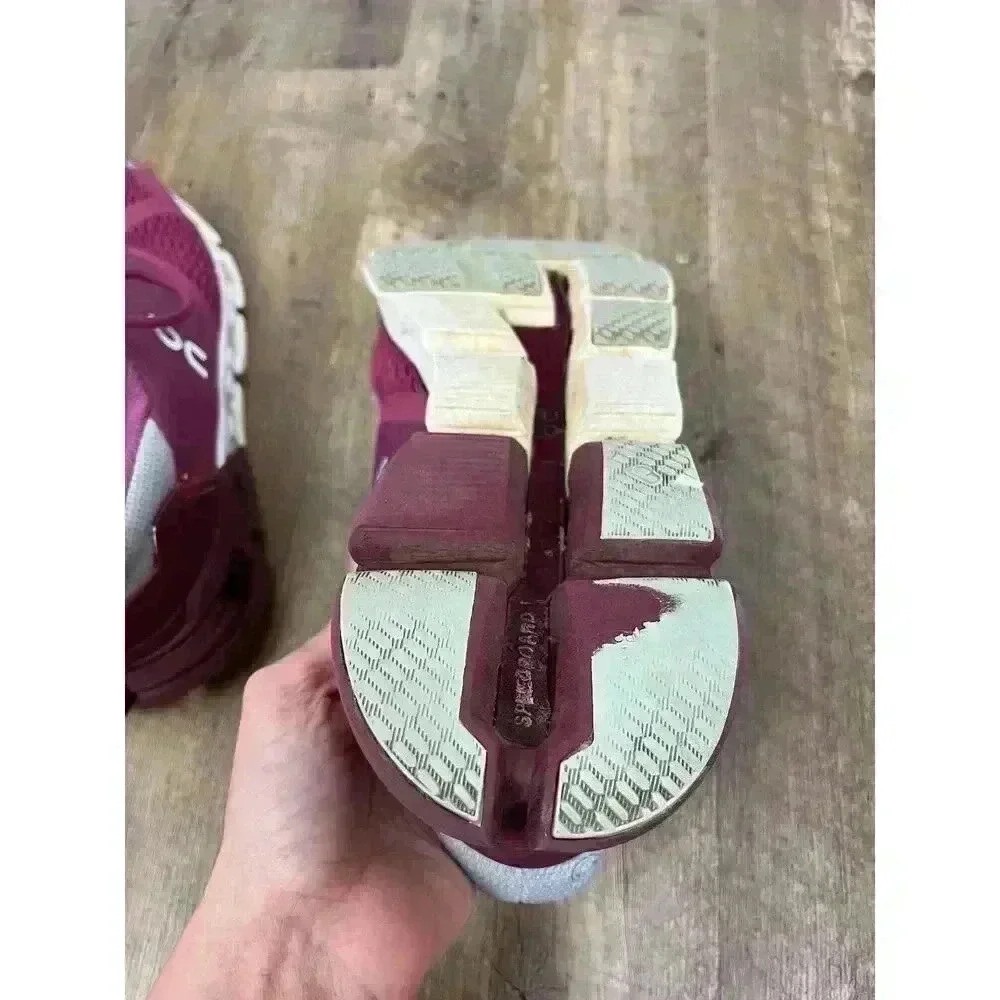 On Cloud Cloudflyer Women's 10.5 Running Shoes Magenta Mulberry Sneakers - Picture 14 of 15